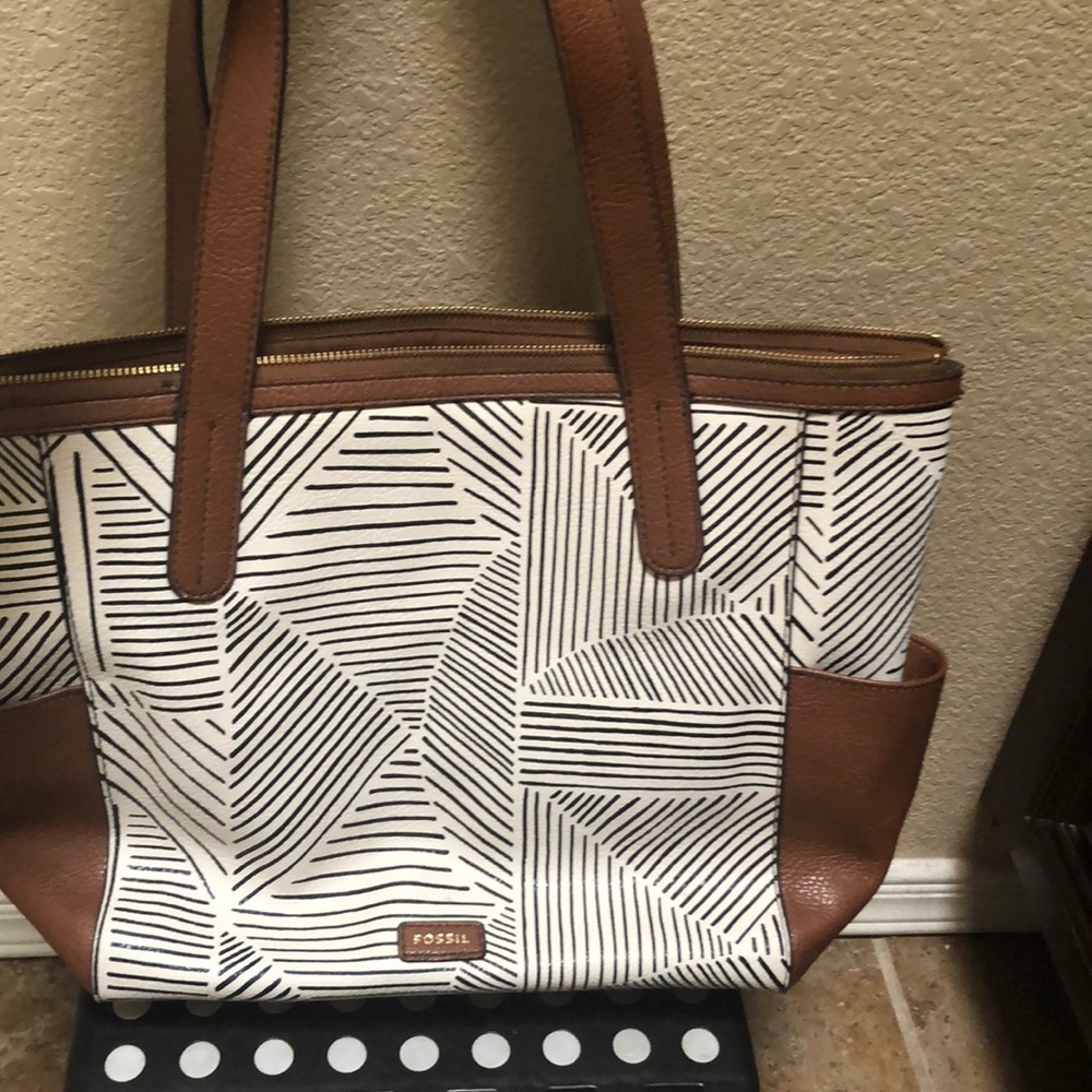Fossil bag